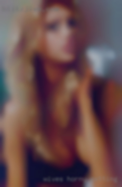 Wives horny getting online naked massage.